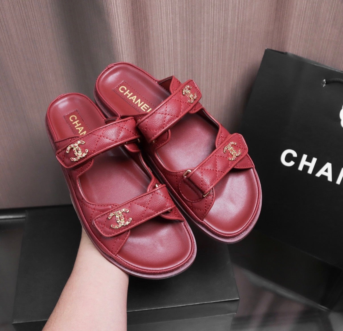 Chanel sandaler